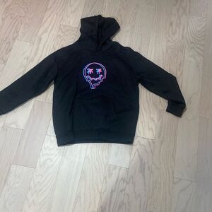 Black Smiling Face Graphic Sweater Size Medium
